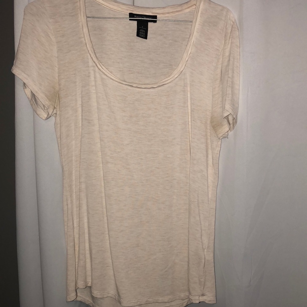 Medium cream colored cotton t shirt by WHBM
